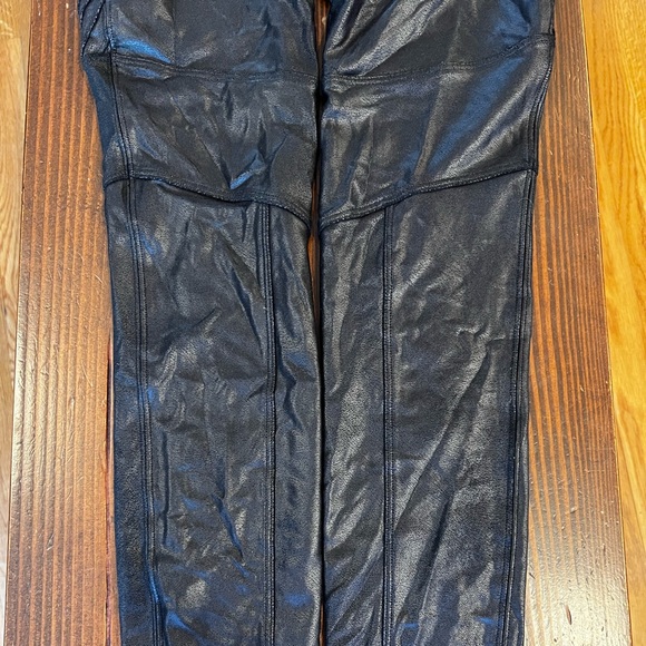 SPANX Faux Leather Moto Leggings Size M Black - Picture 8 of 9